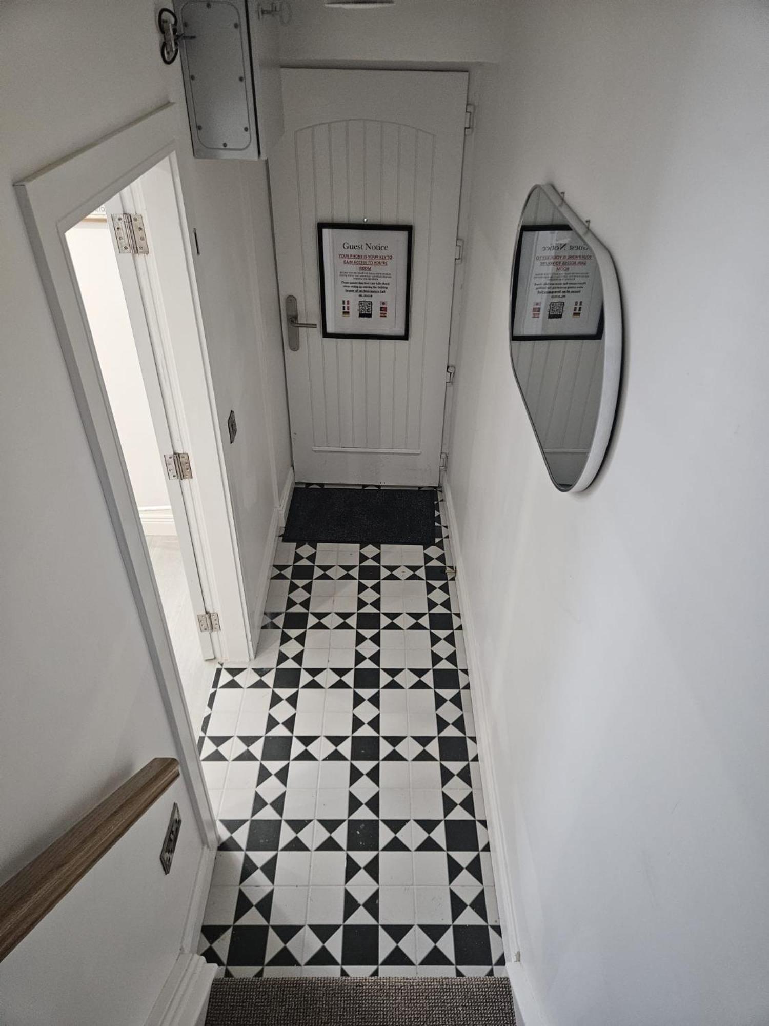 Number33 Bed and Breakfast Galway Eksteriør billede